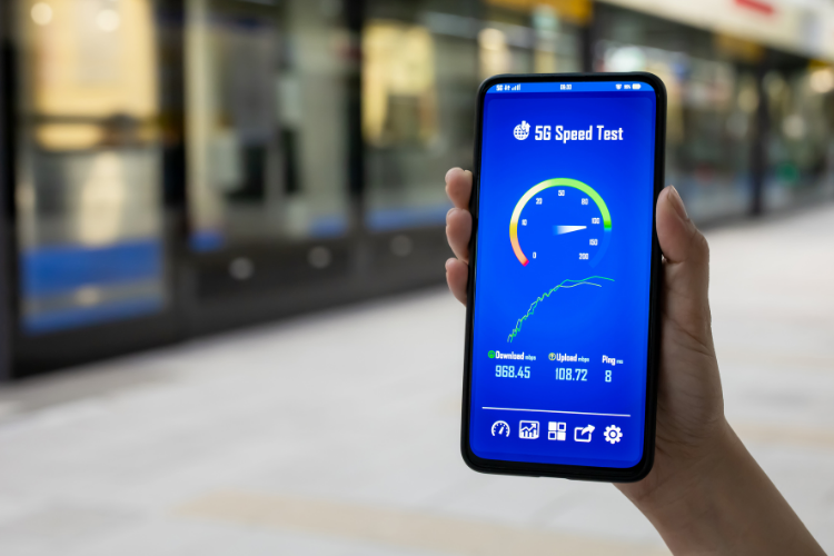 5G: надшвидкість, мінімальні затримки й інтернет речей
