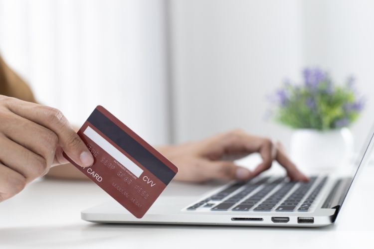 Що означає кожна цифра номеру банківської картки