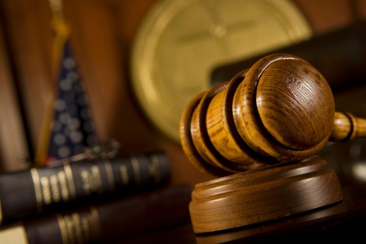 Які борги, крім кредитів, можуть створити проблеми?