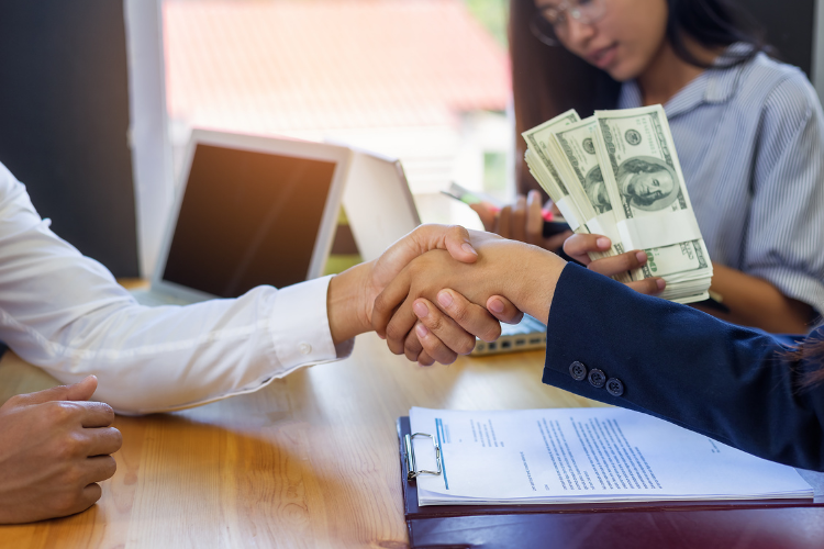 Юридичне право на кредит з 18 років 